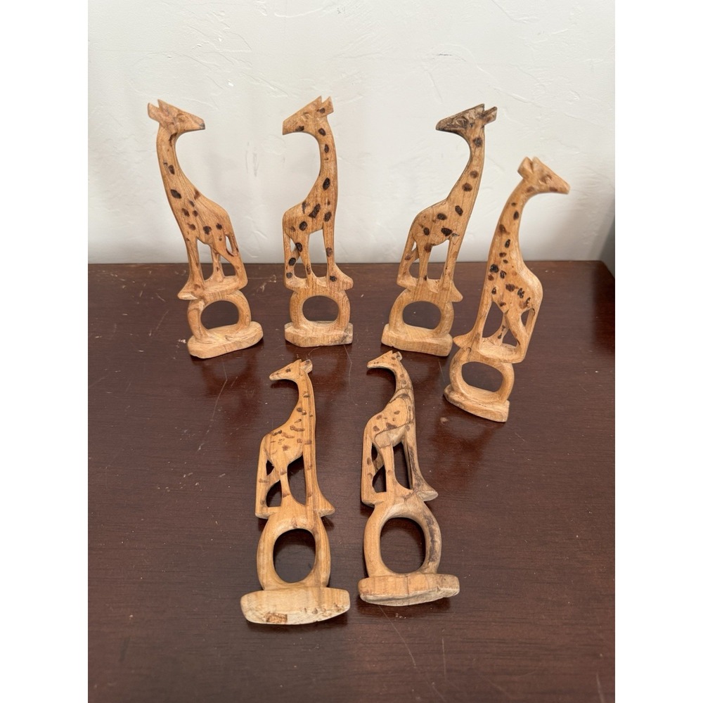 VTG Hand Carved Wooden Napkin Rings Holders Set of 6 Giraffes Artsy Boho‎ Jungle